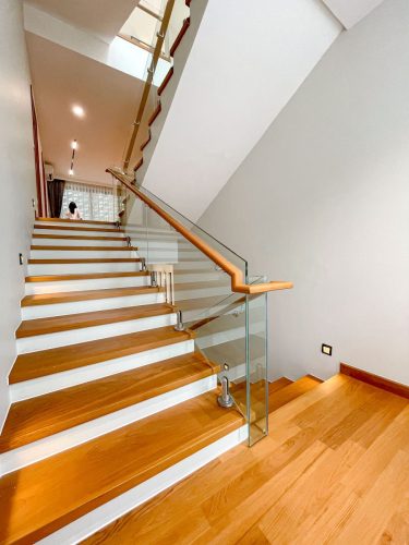 INTERIOR 07